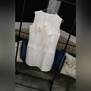 Classic White Bow Front Sleeveless Dress 🤍